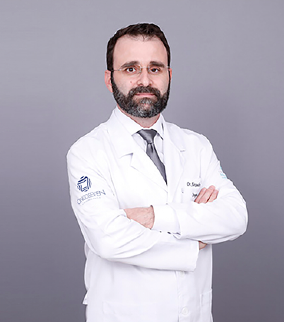 Dr. Alexandre Moreira Guimarães